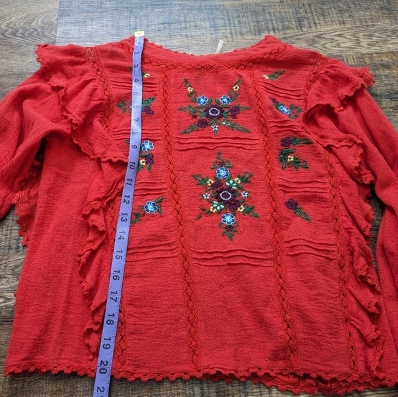 Free People Amy Red Floral Embroidered Bohemian Long Sleeve Blouse Women's Small - Picture 8 of 11